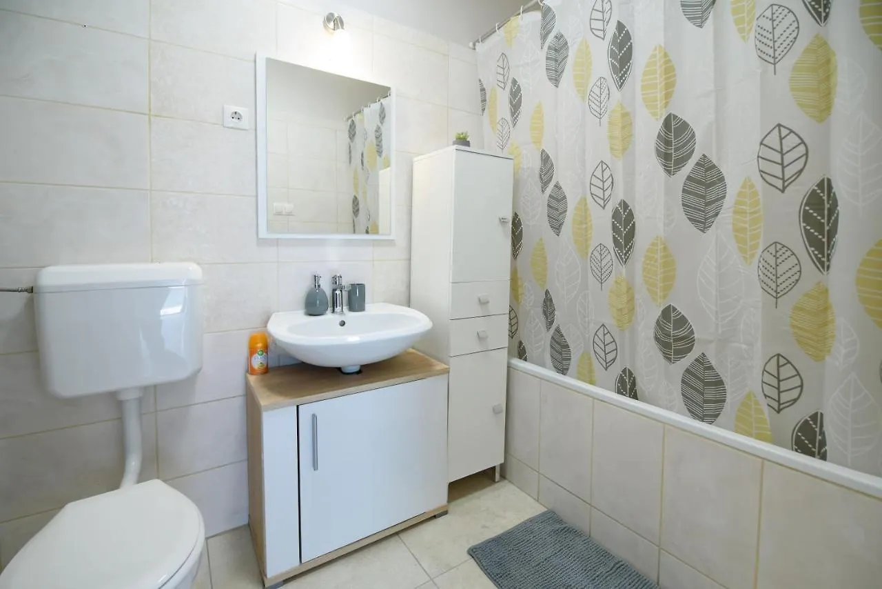 Kiralyleanyka Apartman Eger 0*,  Hungary