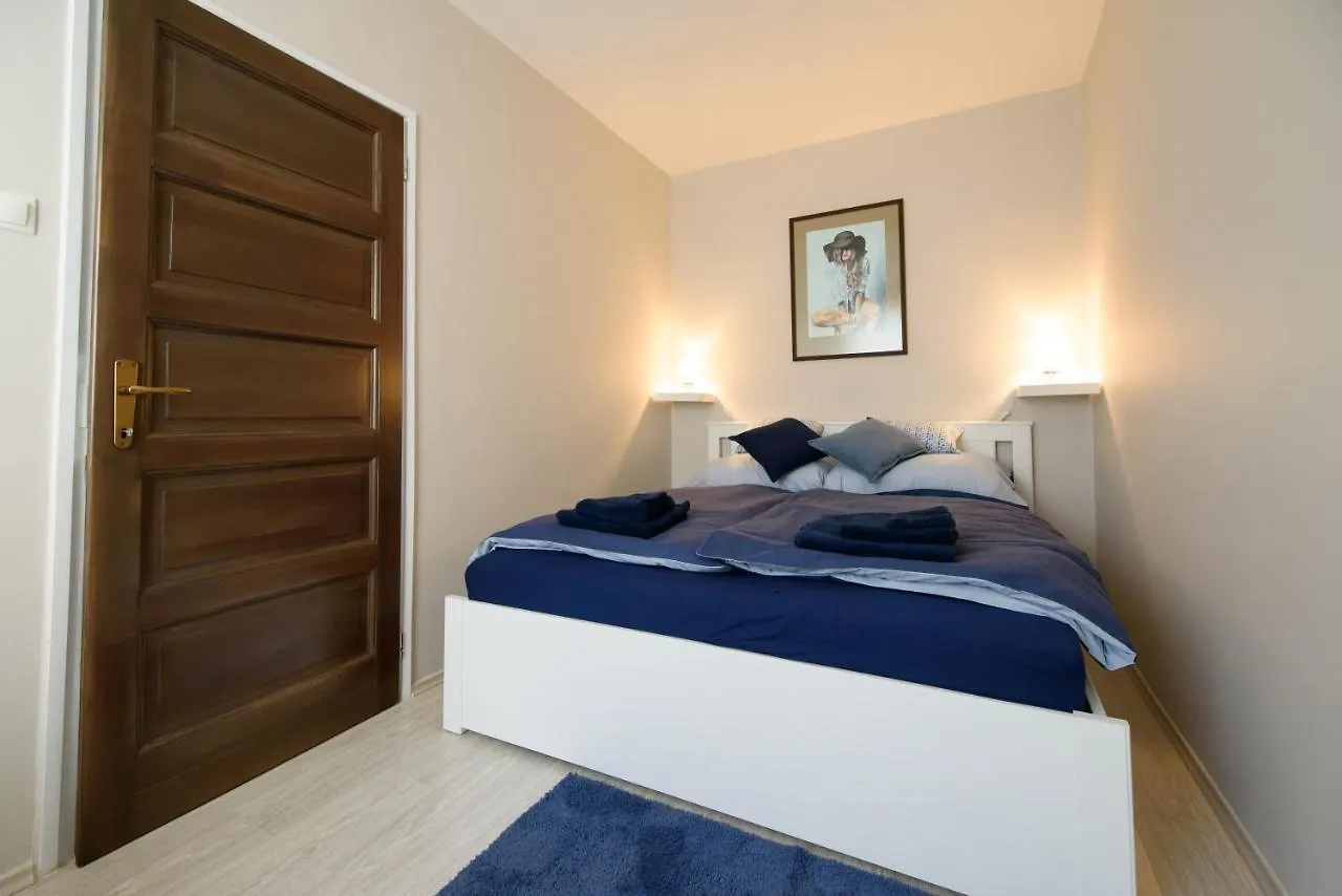 Kiralyleanyka Apartman Eger 0*,  Hungary